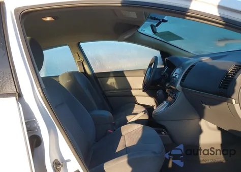 2008 Nissan Sentra 2.0 z USA, uszkodzony, nr VIN 3N1AB61E68L636337